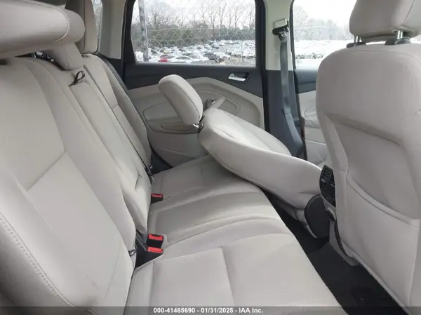 1FMCU9GD8KUC33968 2019 FORD ESCAPE - Image 8