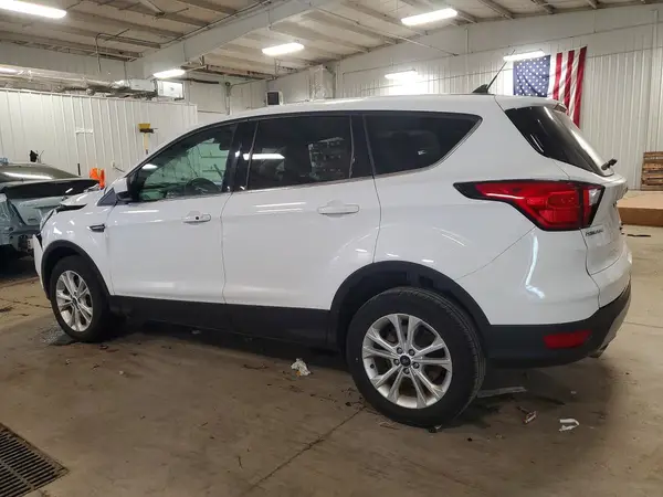 1FMCU9GD8KUC34117 2019 FORD ESCAPE - Image 2