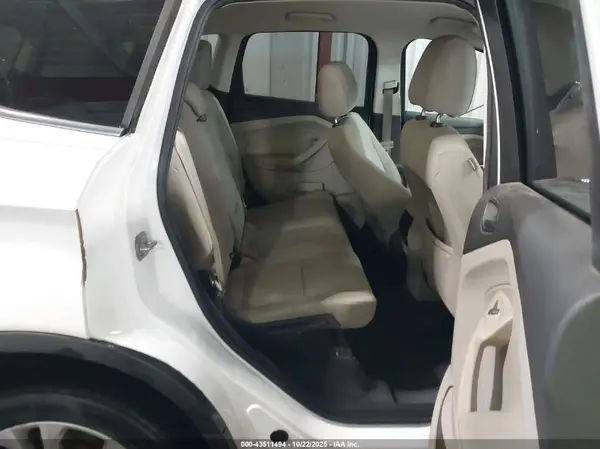 1FMCU9GD9HUA02229 2017 FORD ESCAPE - Image 8