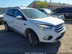 1FMCU9GD9HUA05602 2017 FORD ESCAPE