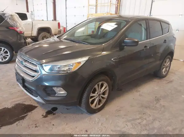 1FMCU9GD9HUA07009 2017 FORD ESCAPE - Image 2
