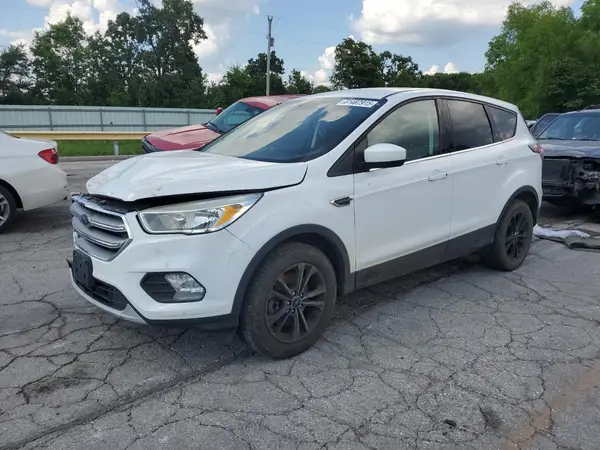 1FMCU9GD9HUA07592 2017 FORD ESCAPE - Image 1
