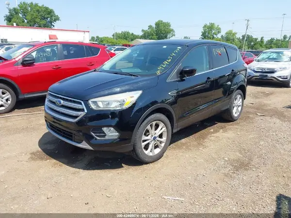 1FMCU9GD9HUA15661 2017 FORD ESCAPE - Image 2