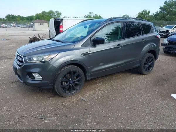 1FMCU9GD9HUA20911 2017 FORD ESCAPE - Image 2