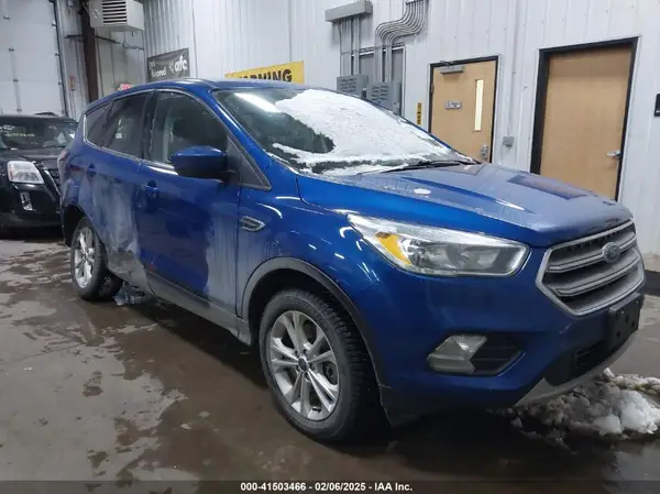 1FMCU9GD9HUA39085 2017 FORD ESCAPE - Image 1