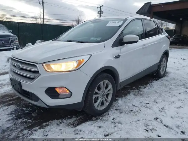 1FMCU9GD9HUA62690 2017 FORD ESCAPE - Image 2