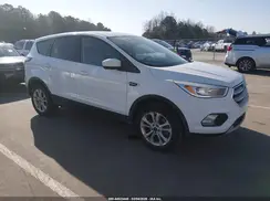 1FMCU9GD9HUA69123 2017 FORD ESCAPE