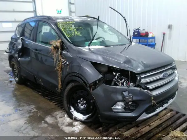 1FMCU9GD9HUB06882 2017 FORD ESCAPE - Image 1