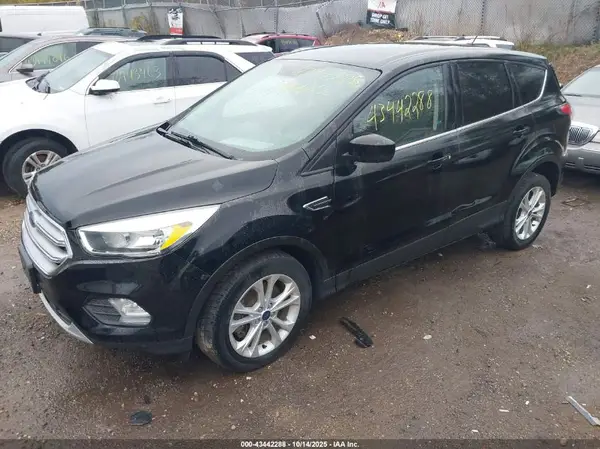 1FMCU9GD9HUB20314 2017 FORD ESCAPE - Image 2