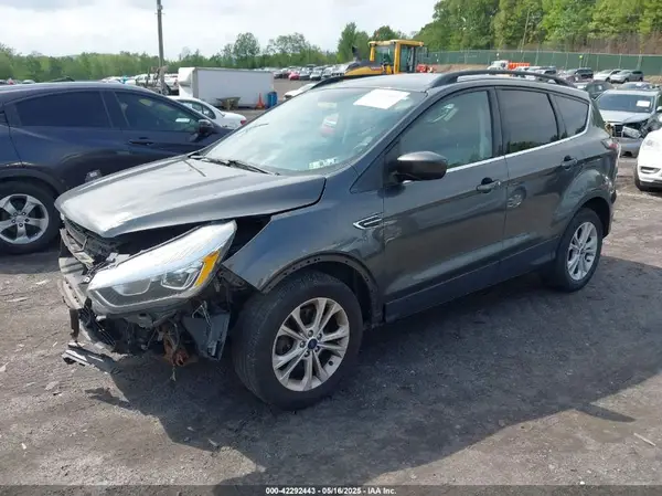 1FMCU9GD9HUB22533 2017 FORD ESCAPE - Image 2