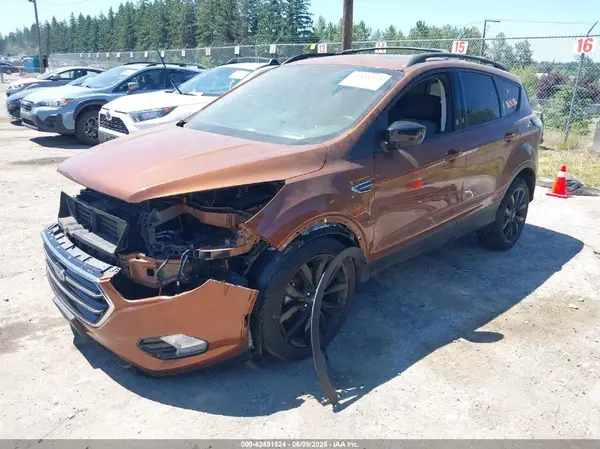 1FMCU9GD9HUB45326 2017 FORD ESCAPE - Image 2