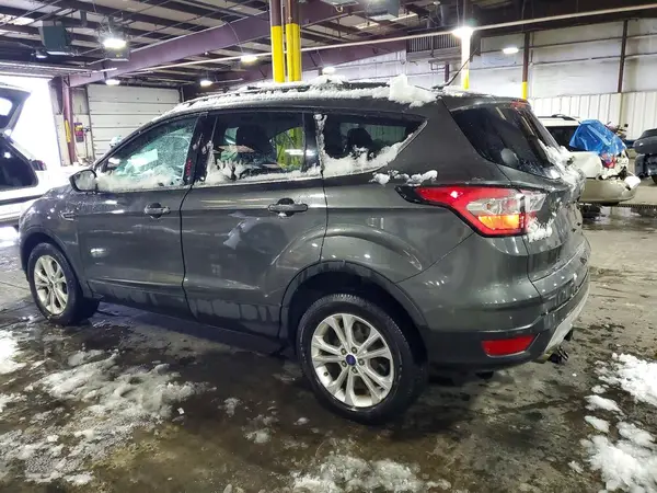 1FMCU9GD9HUB60618 2017 FORD ESCAPE - Image 2
