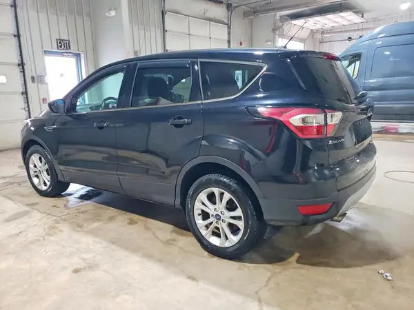 1FMCU9GD9HUB72462 2017 FORD ESCAPE - Image 2