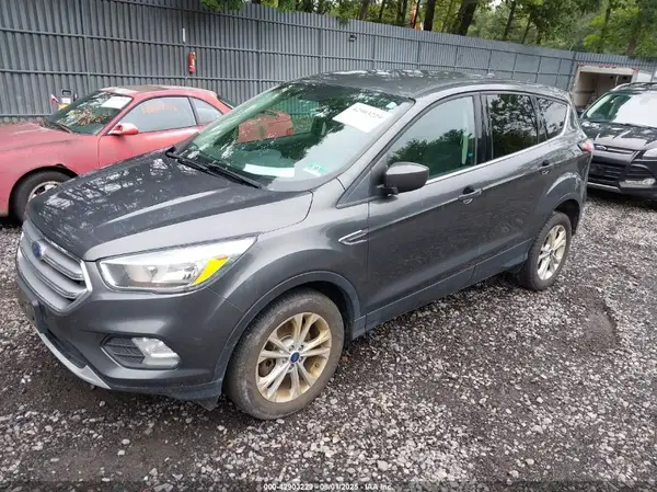 1FMCU9GD9HUB85082 2017 FORD ESCAPE - Image 2