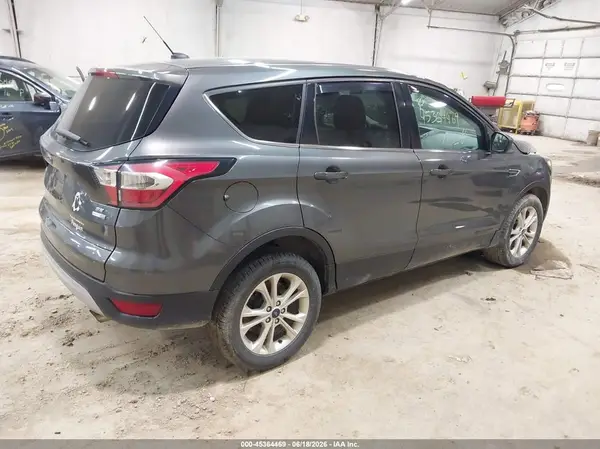 1FMCU9GD9HUB86961 2017 FORD ESCAPE - Image 2