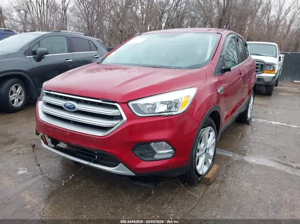 1FMCU9GD9HUC25175 2017 FORD ESCAPE - Image 2