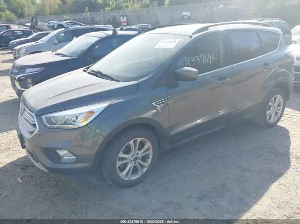 1FMCU9GD9HUC45829 2017 FORD ESCAPE - Image 2