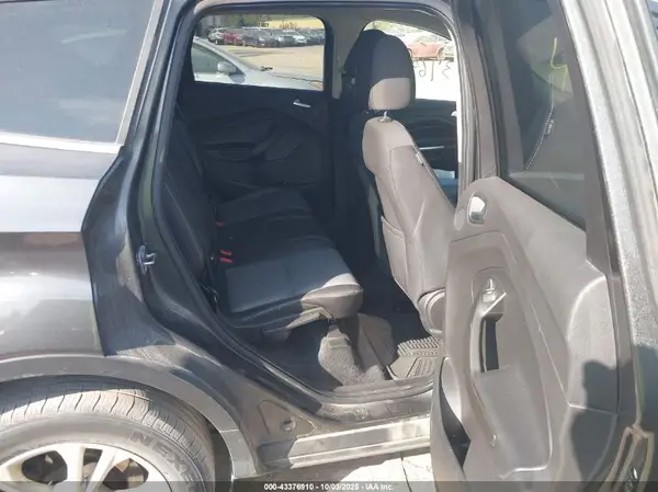 1FMCU9GD9HUC45829 2017 FORD ESCAPE - Image 8