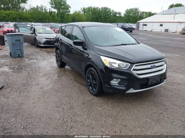 1FMCU9GD9HUC45832 2017 FORD ESCAPE - Image 1