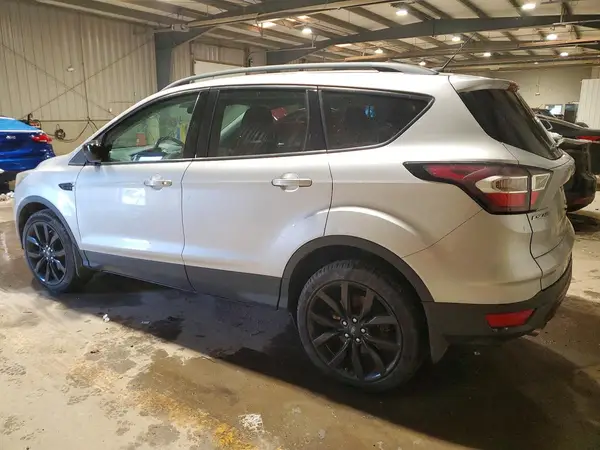 1FMCU9GD9HUC62520 2017 FORD ESCAPE - Image 2