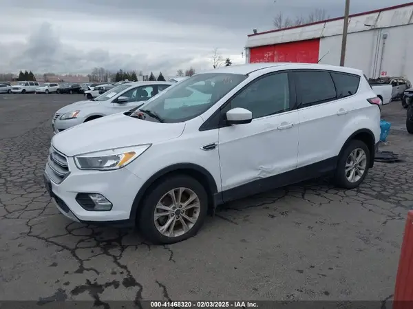 1FMCU9GD9HUC67846 2017 FORD ESCAPE - Image 2