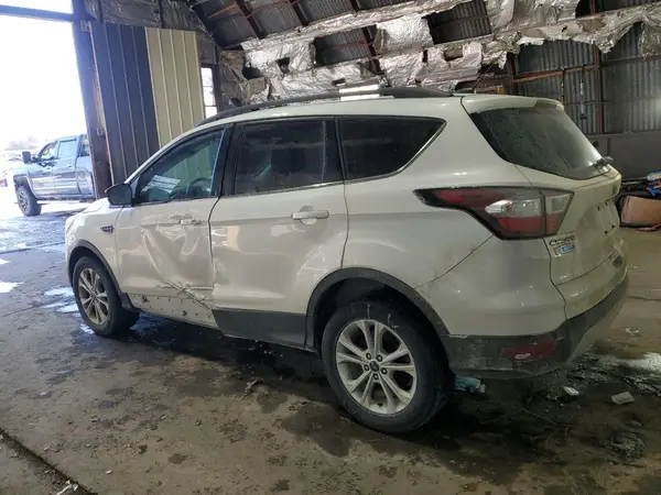 1FMCU9GD9HUC70228 2017 FORD ESCAPE - Image 2