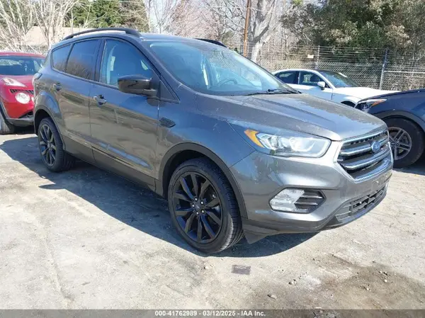 1FMCU9GD9HUC84906 2017 FORD ESCAPE - Image 1