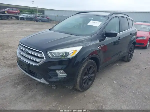 1FMCU9GD9HUC93802 2017 FORD ESCAPE - Image 2