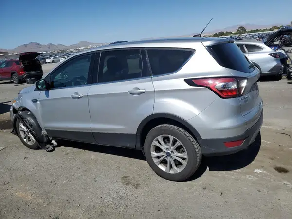 1FMCU9GD9HUC95646 2017 FORD ESCAPE - Image 2