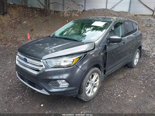 1FMCU9GD9HUD50578 2017 FORD ESCAPE - Image 2