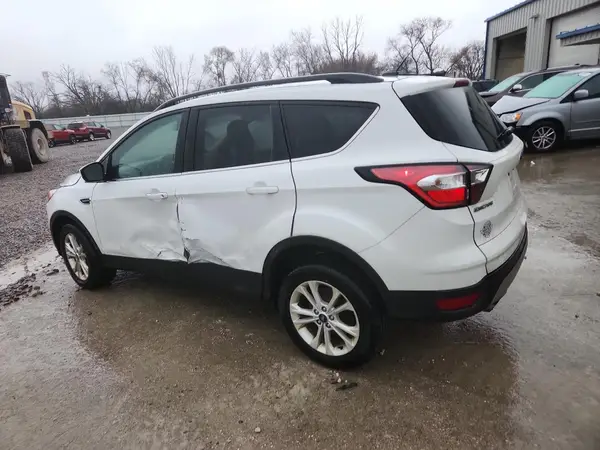 1FMCU9GD9HUD68756 2017 FORD ESCAPE - Image 2
