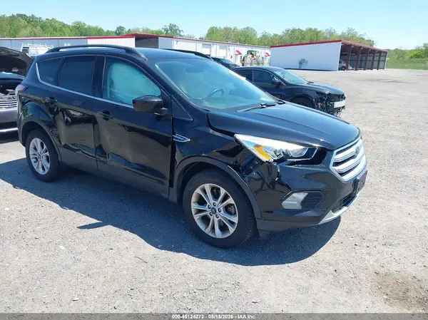 1FMCU9GD9HUD77649 2017 FORD ESCAPE - Image 1
