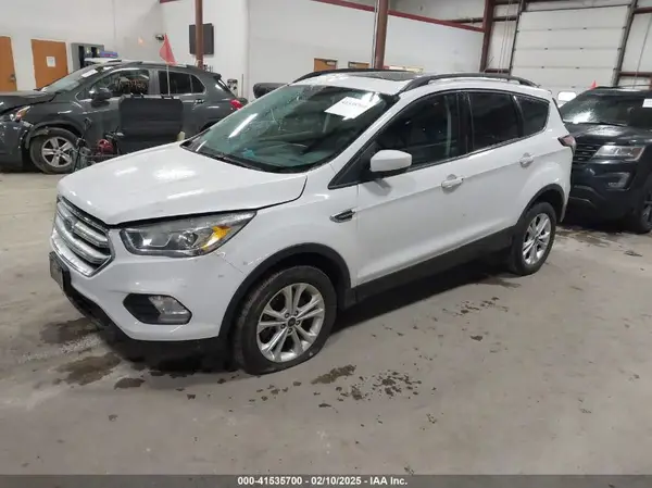 1FMCU9GD9HUD87713 2017 FORD ESCAPE - Image 2