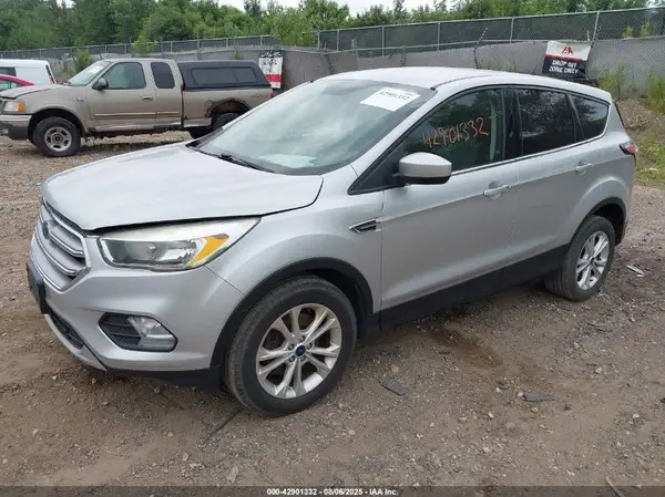 1FMCU9GD9HUD93608 2017 FORD ESCAPE - Image 2