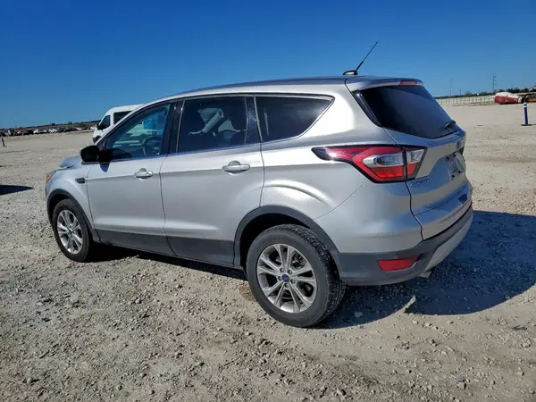 1FMCU9GD9HUE04400 2017 FORD ESCAPE - Image 2