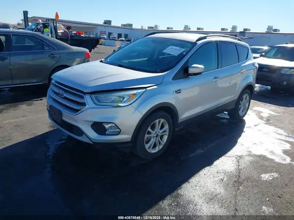 1FMCU9GD9HUE18426 2017 FORD ESCAPE - Image 2