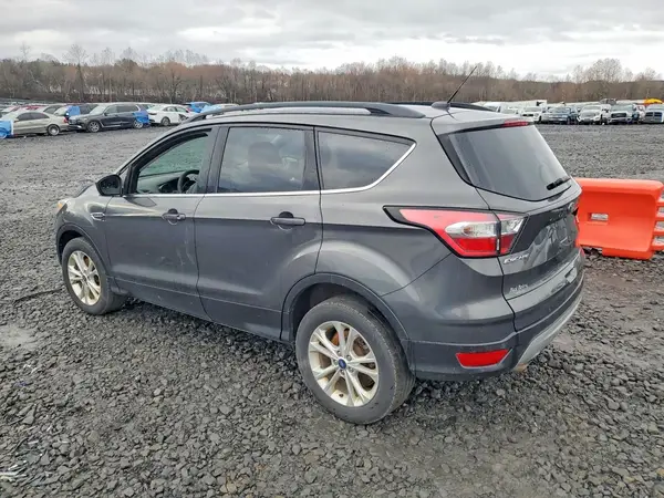 1FMCU9GD9HUE20001 2017 FORD ESCAPE - Image 2