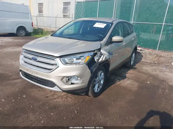 1FMCU9GD9HUE88170 2017 FORD ESCAPE - Image 2