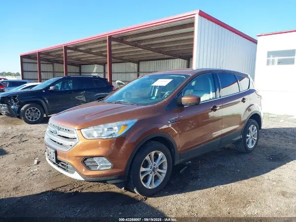 1FMCU9GD9HUE95359 2017 FORD ESCAPE - Image 2