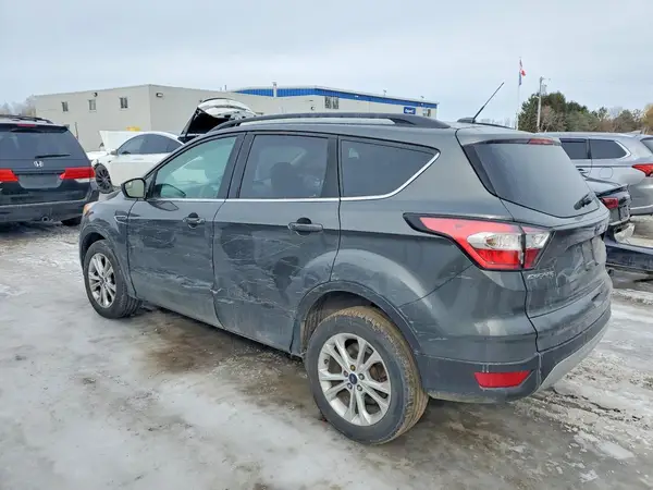 1FMCU9GD9JUA00082 2018 FORD ESCAPE - Image 2