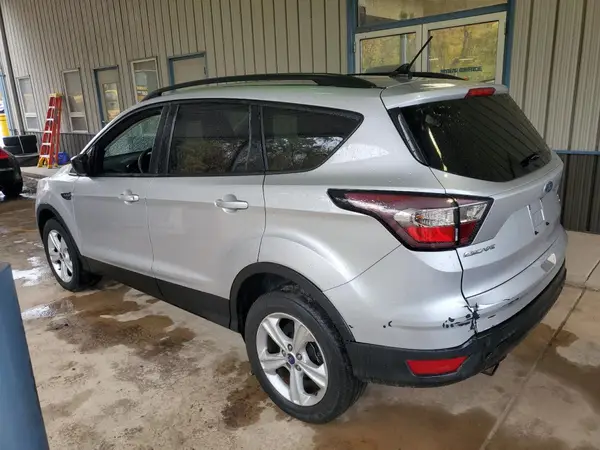 1FMCU9GD9JUA06268 2018 FORD ESCAPE - Image 2