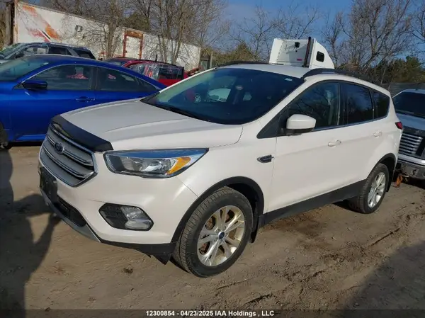 1FMCU9GD9JUA13771 2018 FORD ESCAPE - Image 2