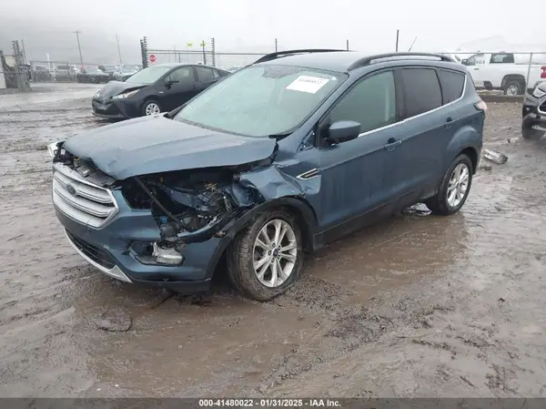 1FMCU9GD9JUA19411 2018 FORD ESCAPE - Image 2
