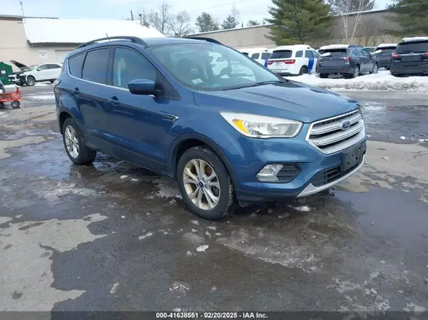 1FMCU9GD9JUA38671 2018 FORD ESCAPE - Image 1
