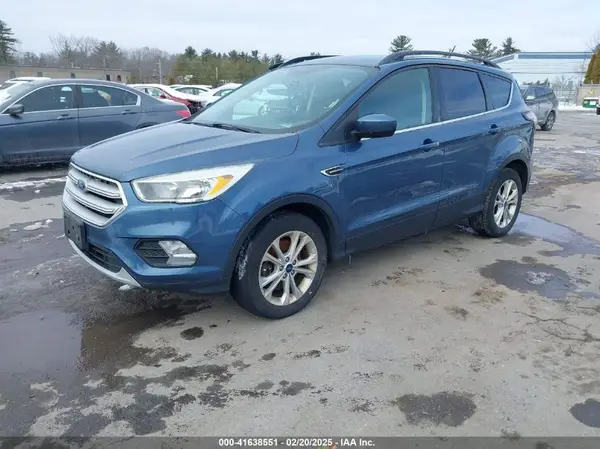 1FMCU9GD9JUA38671 2018 FORD ESCAPE - Image 2