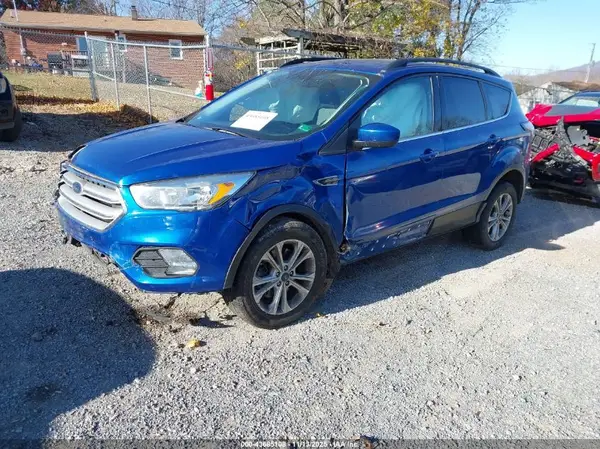 1FMCU9GD9JUA52876 2018 FORD ESCAPE - Image 2