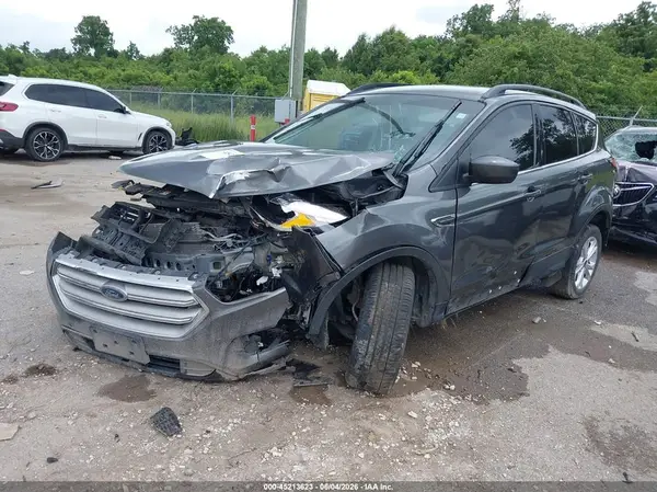 1FMCU9GD9JUA53915 2018 FORD ESCAPE - Image 2