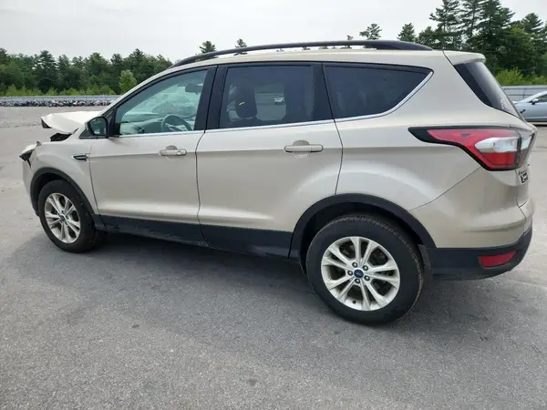 1FMCU9GD9JUA59519 2018 FORD ESCAPE - Image 2