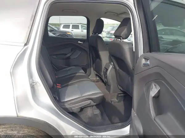 1FMCU9GD9JUA72822 2018 FORD ESCAPE - Image 8