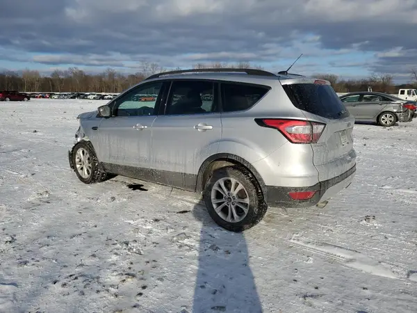 1FMCU9GD9JUA72920 2018 FORD ESCAPE - Image 2